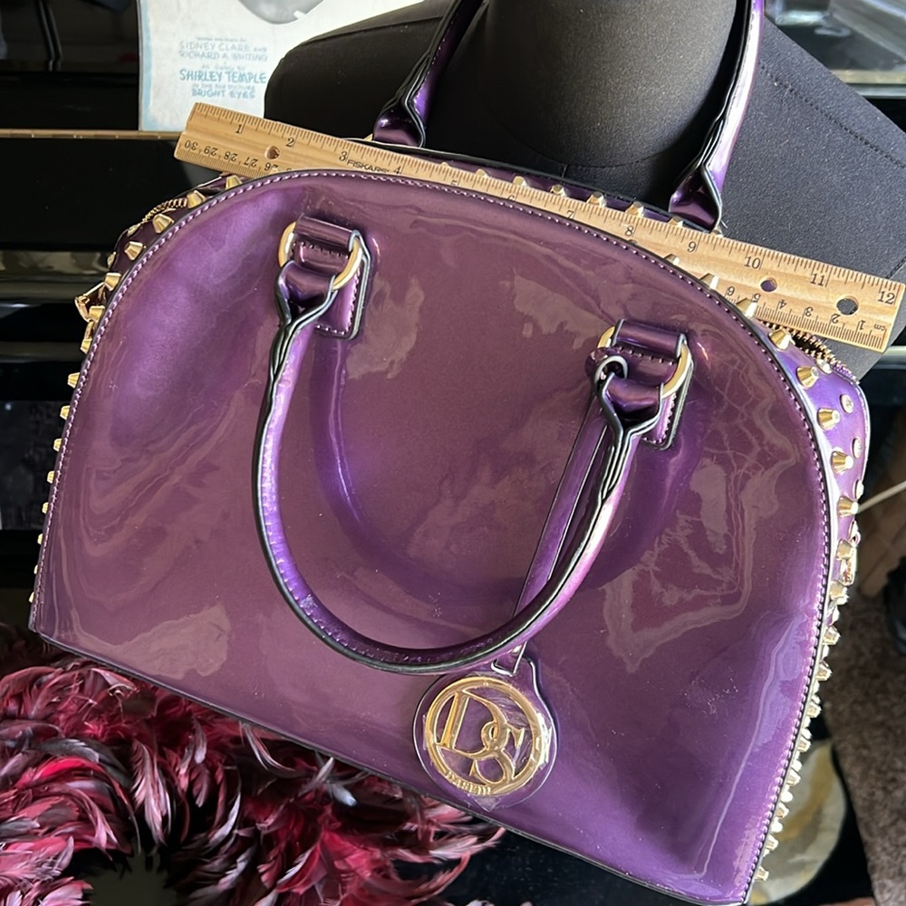 Purse - Picture 2 of 4